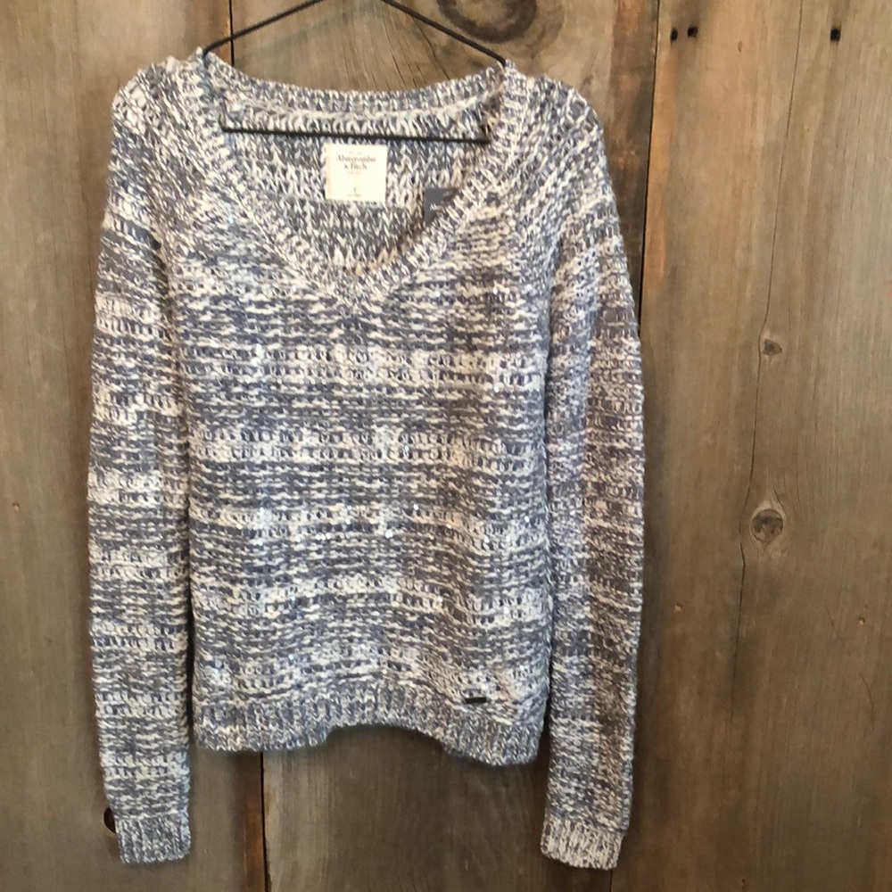 Abercrombie & Fitch V-neck Sequin Sweater Gray Size Small